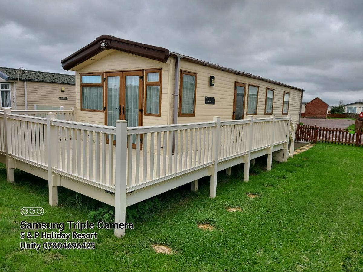 149 Holiday Resort Unity 3 Bedroom Passes Included Брин Екстериор снимка